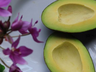 DIY: Με αυτή τη μάσκα θα πεις «τέλος» στα ταλαιπωρημένα μαλλιά