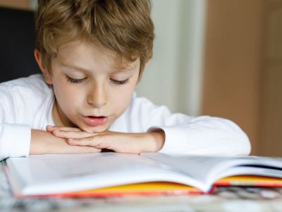 Δυσκολίες στη γραφή και την ορθογραφία Α΄ Δημοτικού: Πώς αντιμετωπίζονται;