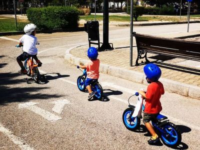 Οικογενειακή βόλτα στο πάρκο Ανδρέα Παπανδρέου στη Νέα Ερυθραία (pics)