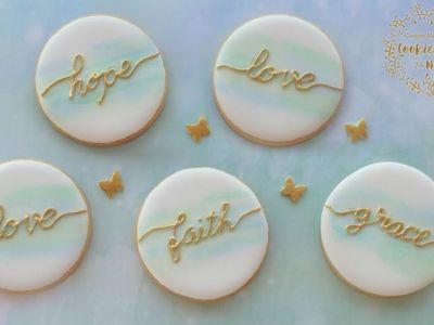 Γλυκά βάφτισης: Φτιάξτε υπέροχα μπισκότα με το όνομα του παιδιού σας (vid)