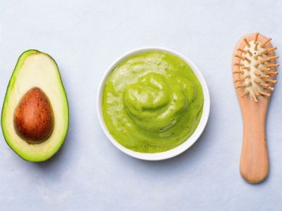 Σπιτικές μάσκες μαλλιών: 12 αποτελεσματικές μάσκες για κάθε περίπτωση (pics+vid)