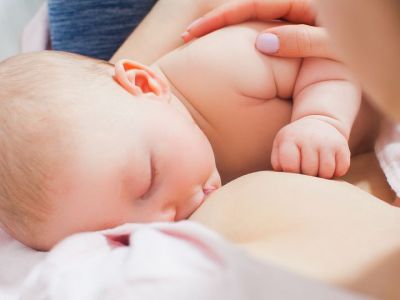 Θηλασμός: 15 «αλήθειες» που θα σας εντυπωσιάσουν (vid)