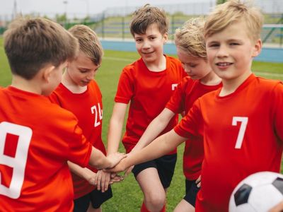 Ομαδικό παιχνίδι ποδοσφαίρου στο ΚΠΙΣΝ - Πρόγραμμα Μαρτίου 2020