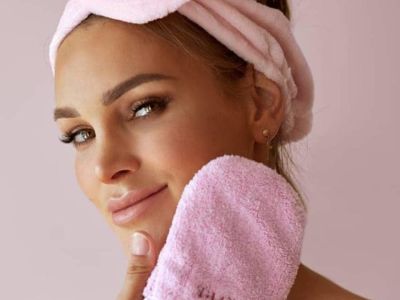 5 σοβαρές επιπτώσεις που θα δεις στο δέρμα σου αν δεν ξεβάφεσαι