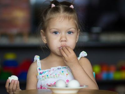 Παιδί και διατροφή: 10 οφέλη από την κατανάλωση αυγού που δε γνωρίζατε (vid)