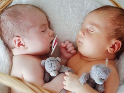 Έξι παράγοντες που επηρεάζουν τη σύλληψη διδύμων και δεν τους γνωρίζατε μέχρι σήμερα (vid)