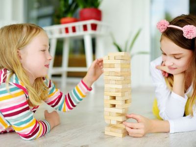 Πρόγραμμα βαρεμάρας: Ιδέες για να απασχολήσετε τα παιδιά ηλικίας 5 έως 7 ετών μέσα στο σπίτι (vids)