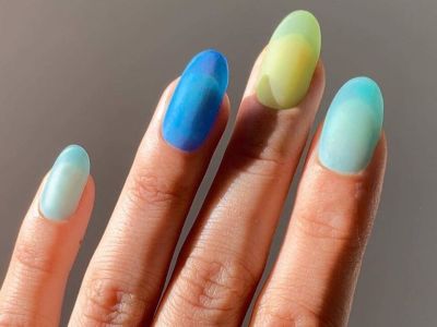 Sea glass nails: το μεγάλο trend νυχιών της φετινής άνοιξης