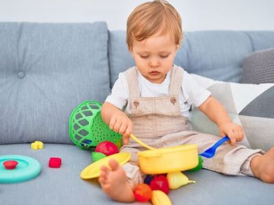 #Μένουμε_ σπίτι: Μαμά προτείνει 16 δραστηριότητες για παιδιά 1 έως 2 ετών (vid)