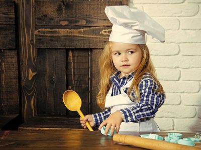 Τα παιδιά μαγειρεύουν παίζοντας στο σπίτι: Πώς θα φτιάξουν αυτά τα λαχταριστά σάντουιτς