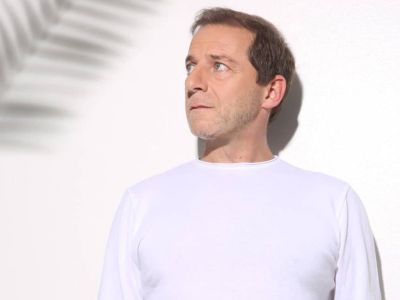 Ιστορίες για παιδιά: Ο Δημήτρης Λιγνάδης διαβάζει «Ο Παπαγάλος» & «Ο Γάτος» από το Ανθολόγιο