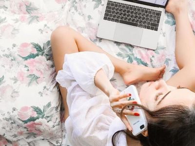 Η ρουτίνα ομορφιάς για να δείχνεις άψογη σε κάθε βιντεοκλήση