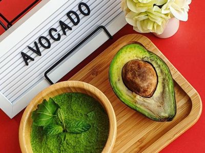 DIY: Η καλύτερη μάσκα μαλλιών με αβοκάντο