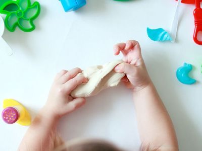 Κατασκευές από πλαστελίνη για παιδιά - Φτιάχνουμε και μαθαίνουμε τα φρούτα (vid)