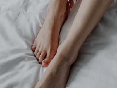 Υποφέρεις από σκασμένες φτέρνες; Σου έχουμε την λύση!