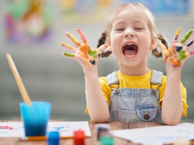 Δέκα απίθανα κόλπα ζωγραφικής που θα ενθουσιάσουν τα παιδιά (vid)