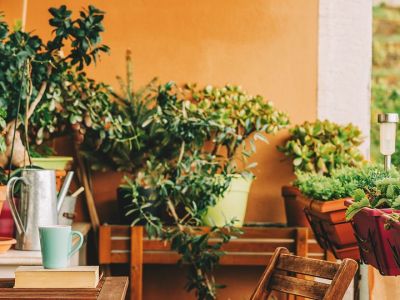 Έχετε μικρό μπαλκόνι; Υπέροχες ιδέες για την πιο cozy διακόσμησή του