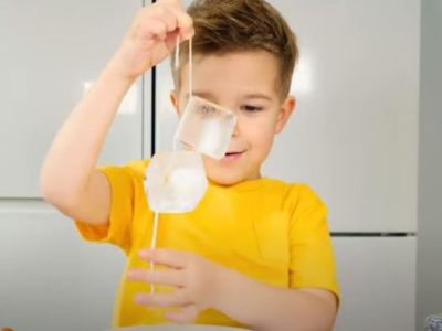 Διασκεδαστικά πειράματα με παγάκια για τα παιδιά (vid)