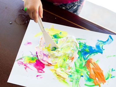 Δραστηριότητες με αφρό ξυρίσματος που θα ενθουσιάσουν τα παιδιά (vid)