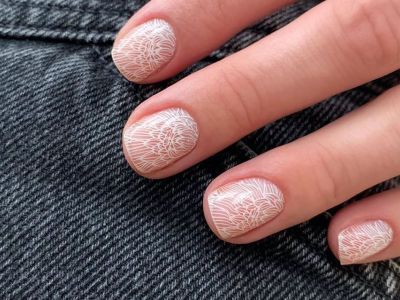 Η μαμά έχει... μανικιούρ: Δες πώς θα βάψεις τα νύχια σου αυτήν την εβδομάδα