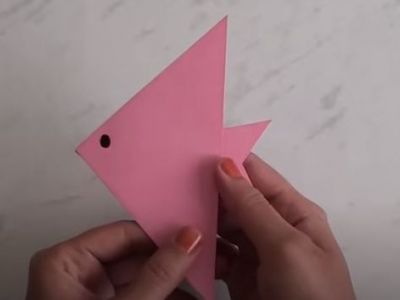 Καλοκαιρινές χειροτεχνίες για παιδιά: Φτιάξτε ψαράκια από χαρτί σε 1 λεπτό