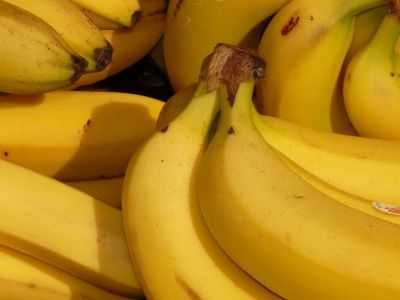 Αυτό είναι το κόλπο για να διατηρήσετε τις μπανάνες φρέσκες για μεγάλο διάστημα (video)