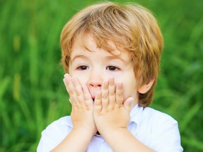 Πώς η ψυχολογική υποστήριξη βοηθάει ένα παιδί με φοβίες