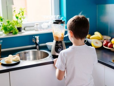 Ενισχύστε το ανοσοποιητικό του παιδιού με αυτό το smoothie αβοκάντο (οφέλη)