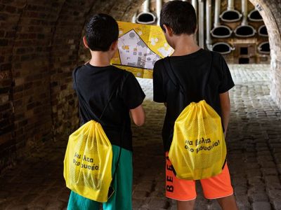 Το Βιομηχανικό Μουσείο Φωταερίου σε προσκαλεί να κάνεις «Μια βόλτα στο μουσείο με… σακίδιο»