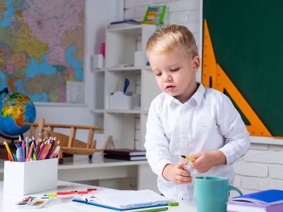 Πώς να φτιάξετε αποθηκευτικές θήκες για το παιδικό γραφείο