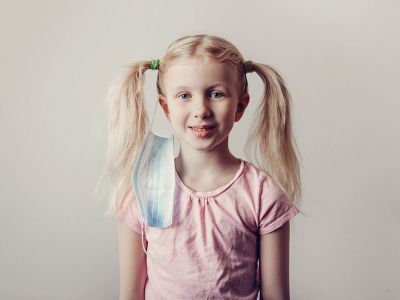 Μάσκα στο σχολείο εν μέσω πανδημίας COVID-19