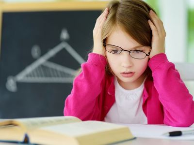 4 tips για να αντιμετωπίσουν τα παιδιά το άγχος της επιστροφής στο σχολείο