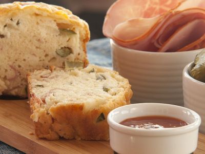 Αλμυρό κέικ με ζαμπόν και τυρί - Η απόλυτη συνταγή για το σχολείο