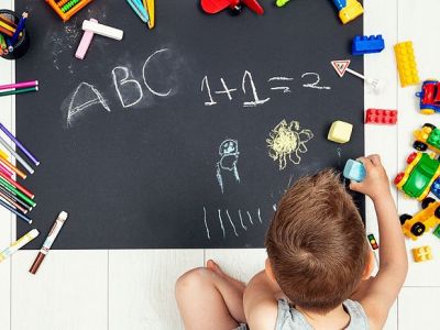 DIY - Φτιάξτε σπιτική κιμωλία με τρία υλικά (vid)