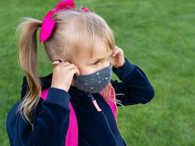 DIY κορδέλα και ασορτί μάσκα για ξεχωριστές εμφανίσεις στο σχολείο