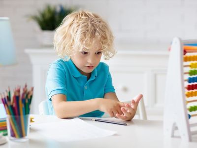 Μαθαίνοντας την πρόσθεση - Ένα διασκεδαστικό παιχνίδι για παιδιά