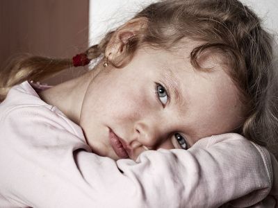 Παιδική κακοποίηση: Έχει πολλές μορφές & επιδρά στη συμπεριφορά του παιδιού