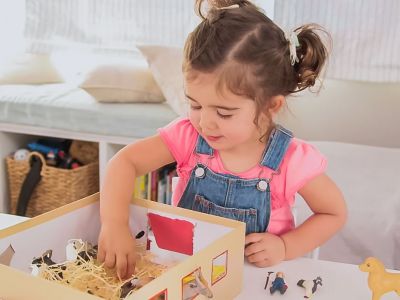 DIY: Φτιάξτε παιχνίδια για τα παιδιά με παλιές κούτες παπουτσιών (vid)