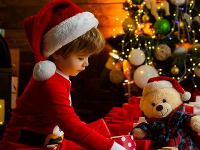 Γιατί τα φετινά Χριστούγεννα προκαλούν άγχος στα παιδιά