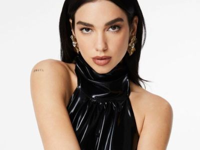 Η Dua Lipa μας δείχνει τον πιο cool τρόπο να φορέσουμε το αγαπημένο μας πουλόβερ