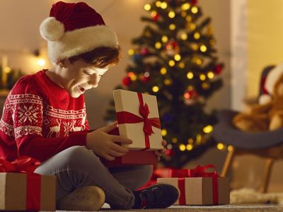 «Αν δεν είσαι καλό παιδί δεν θα σου φέρει δώρο ο Άγιος Βασίλης»