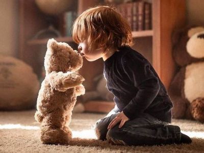 Εκπληκτικές φωτογραφίες παιδιών με το λούτρινο αρκουδάκι τους (pics)