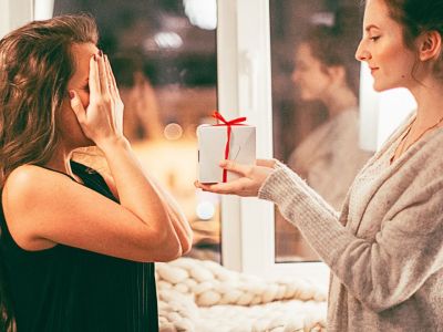 10 low budget δώρα που θα χαρίσεις στις φίλες σου αυτά τα Χριστούγεννα