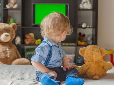 Πόσο η τηλεοπτική εικόνα επηρεάζει τον ύπνο του μωρού μας;