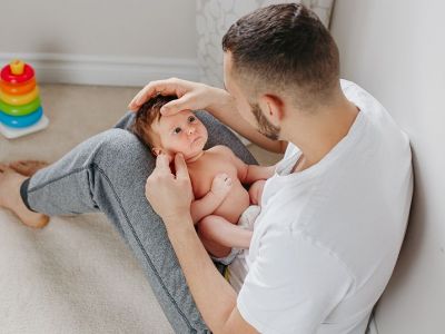 Μπαμπάδες και μωρά σε ξεκαρδιστικές στιγμές (vid)