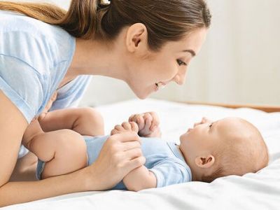 Πώς να βοηθήσετε το μωρό σας να μιλήσει πιο γρήγορα