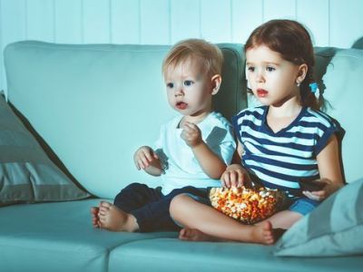 Πώς η τηλεόραση επηρεάζει τις διατροφικές συνήθειες του παιδιού;