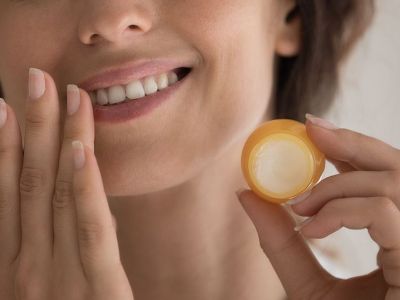 Τips για μαμάδες; Φτιάξτε σπιτικό lip balm με τρία υλικά