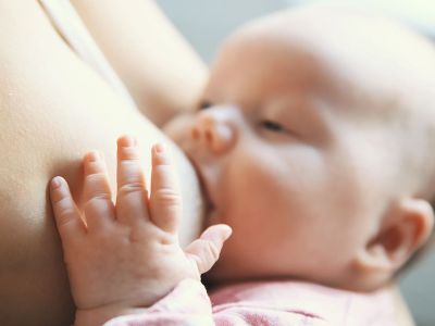 Θηλασμός: Πώς θα καταλάβετε ότι το μωρό έχει χορτάσει;