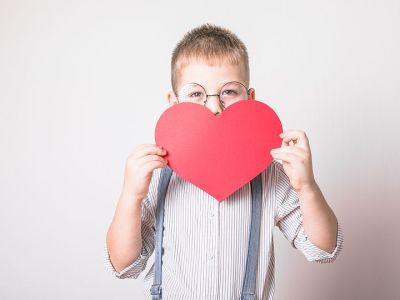 Fun facts για την Ημέρα των Ερωτευμένων & πώς να τη γιορτάσετε με τα παιδιά